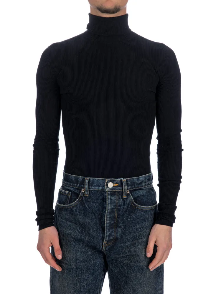 Balenciaga Turtleneck | Credomen