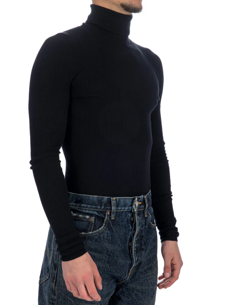 Balenciaga Turtleneck | Credomen