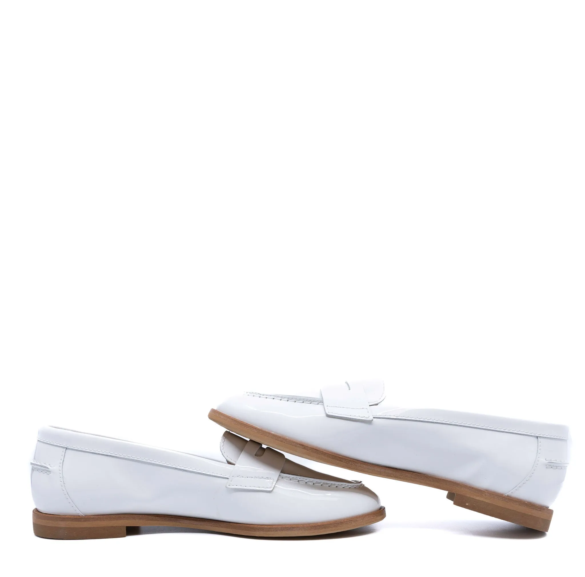 Beberlis White Patent Penny Loafer