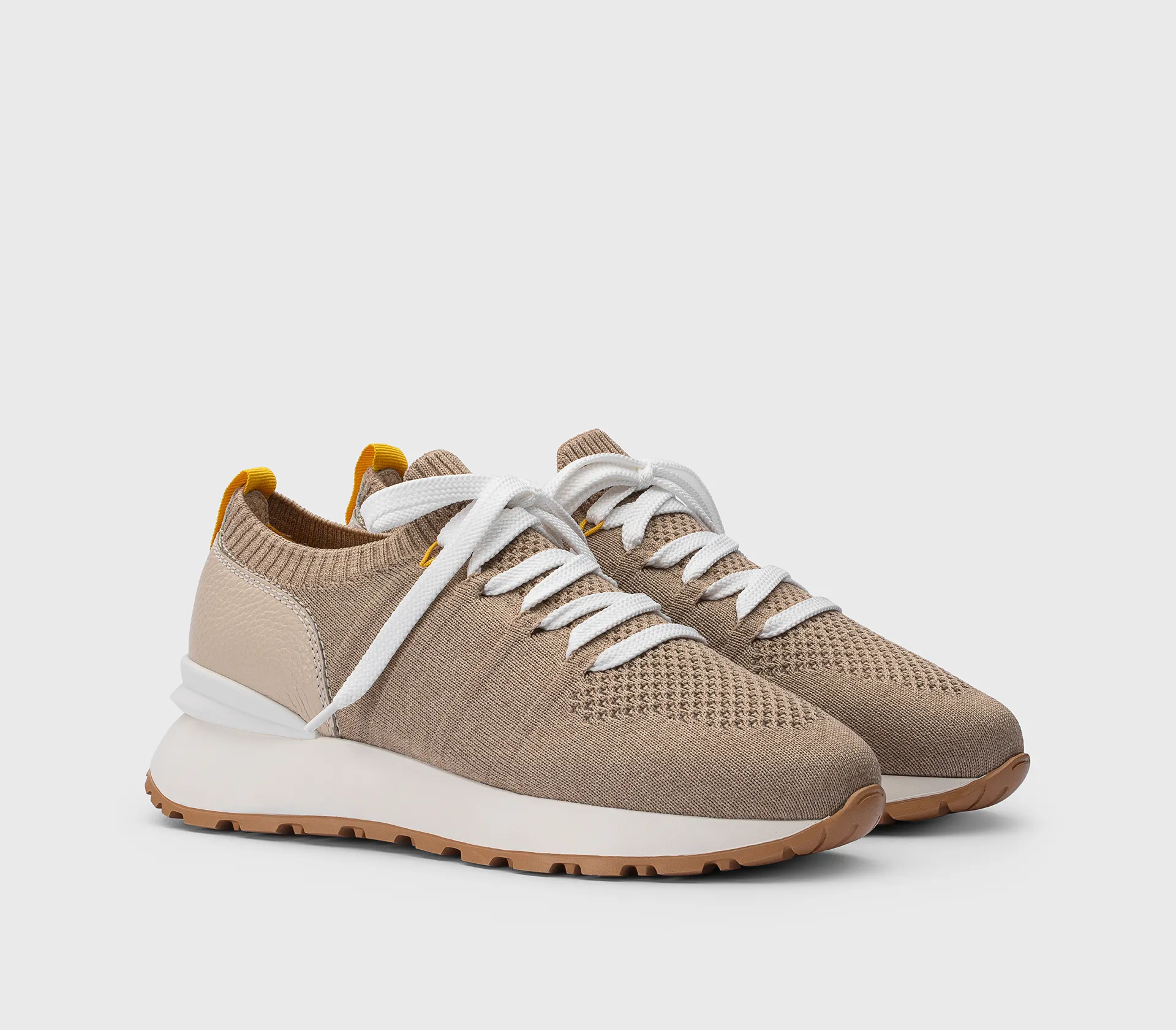 Beige sneaker in technical fabric and leather