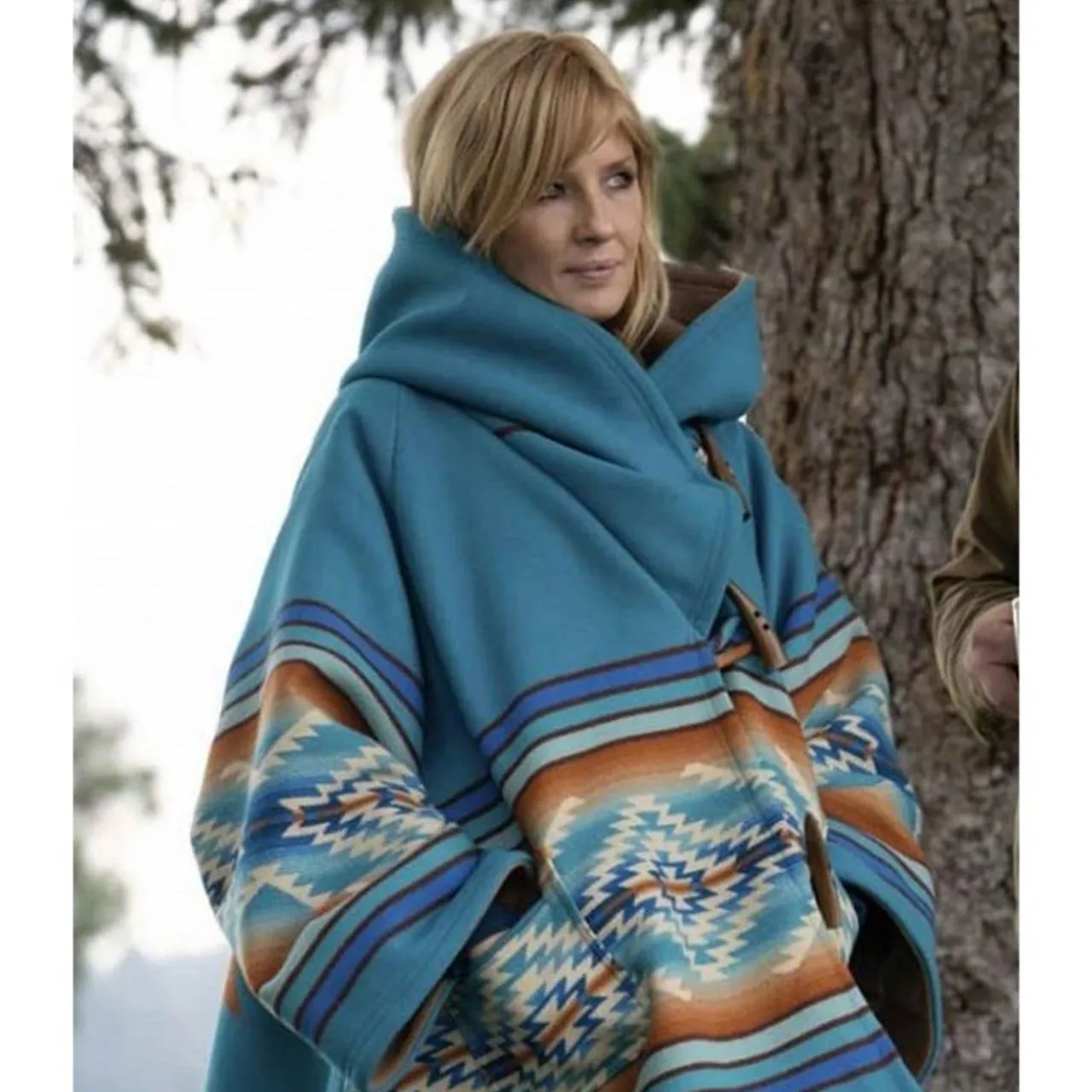 Kelly Reilly Yellowstone Beth Dutton Blue Coat