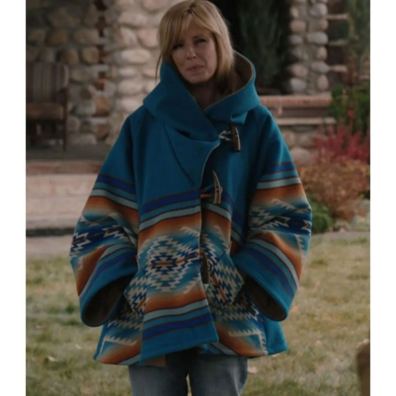 Kelly Reilly Yellowstone Beth Dutton Blue Coat