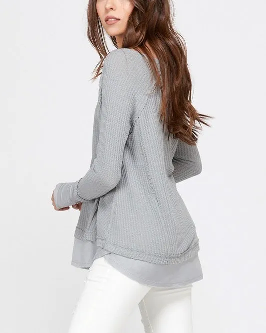 Thumb Hole Long Sleeve Layered V-Neck Waffle Knit Thermal Sweater Top in Grey