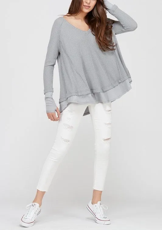 Thumb Hole Long Sleeve Layered V-Neck Waffle Knit Thermal Sweater Top in Grey