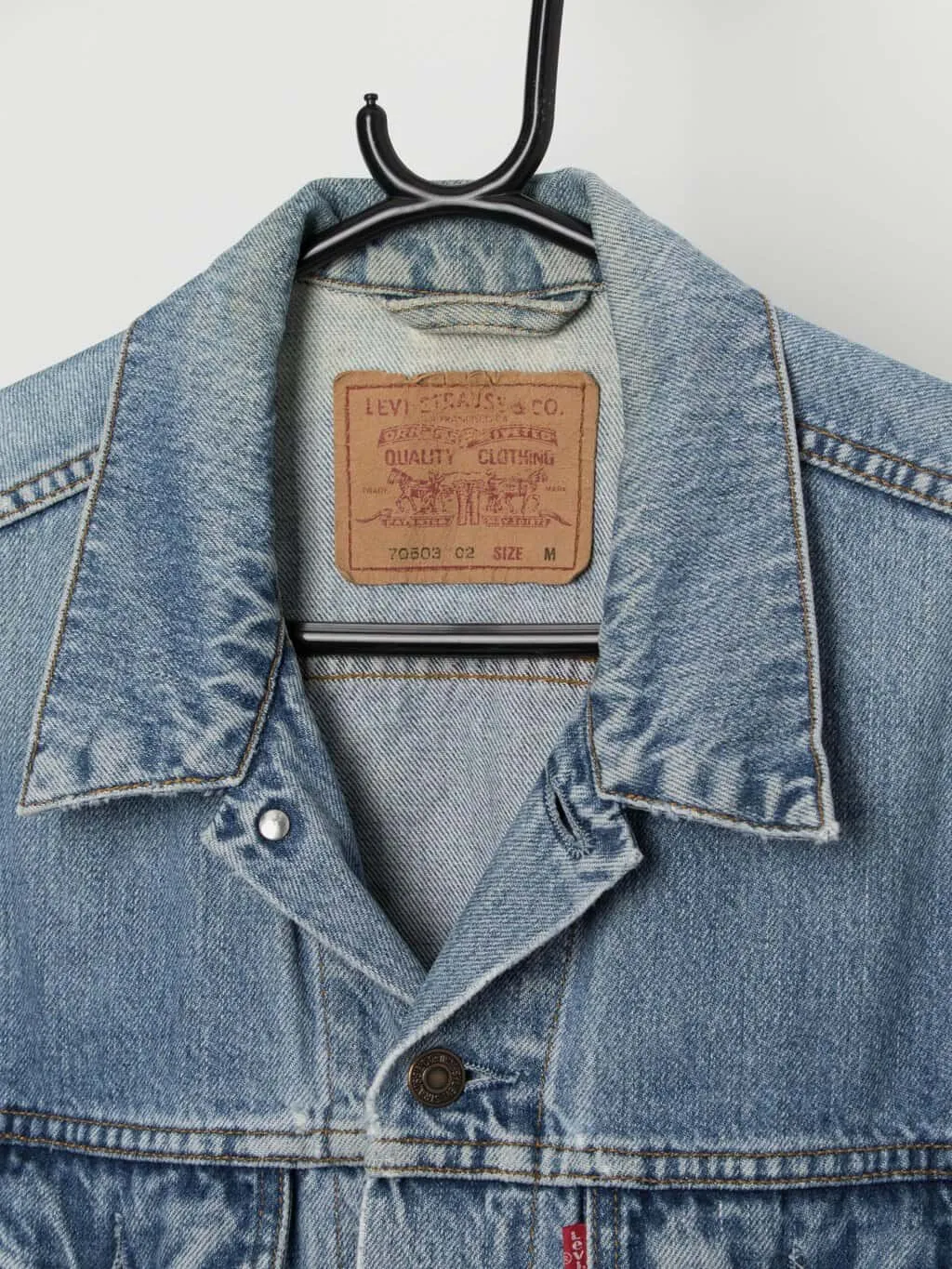 Vintage Levis trucker denim jacket in stonewash blue – Medium