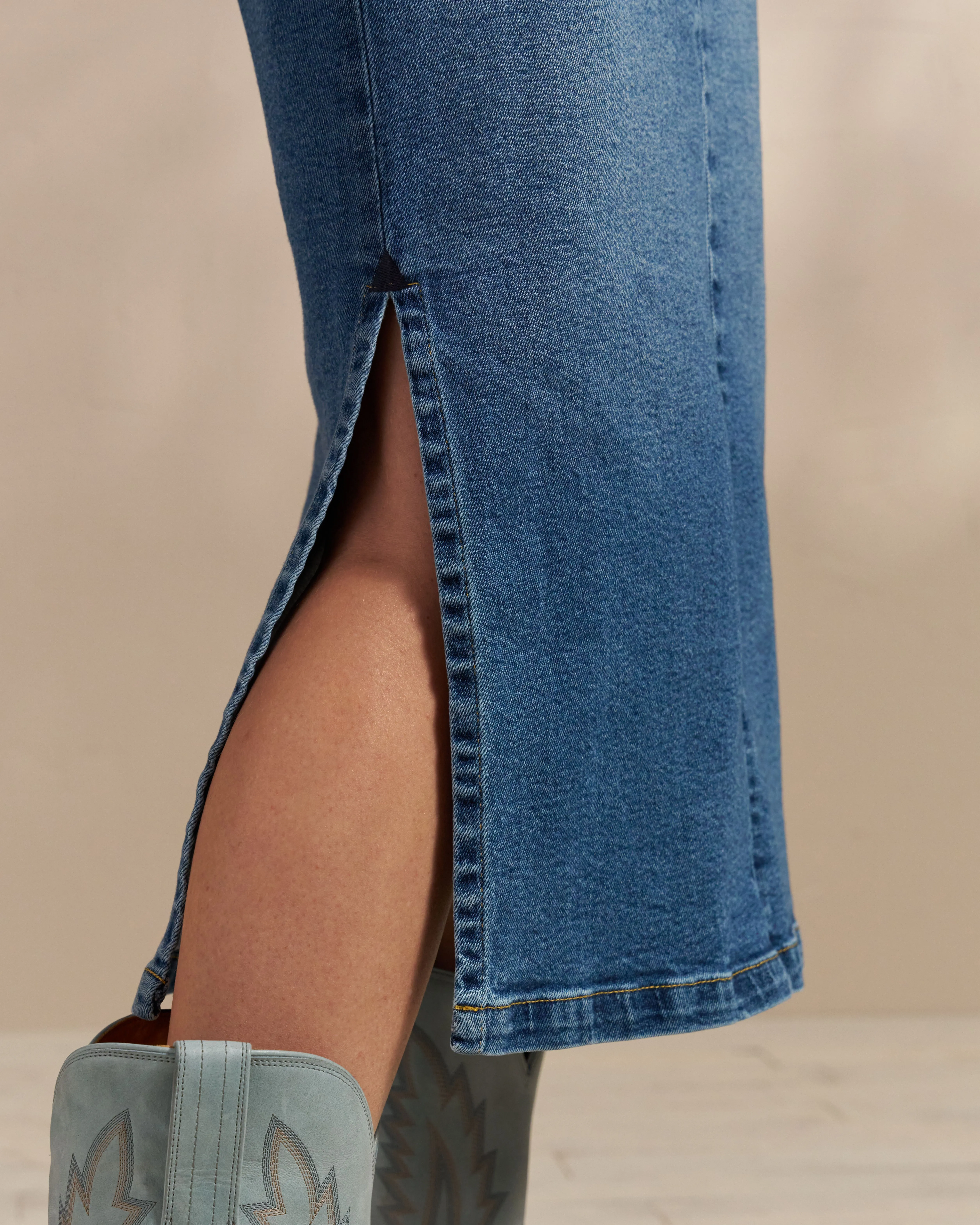 Women's Midi Denim Skirt